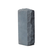 Кирпич силикатный одинарный лицевой полнотелый рустированный угловой гидрофобизированный (СОЛПоРуГ) темно-серый